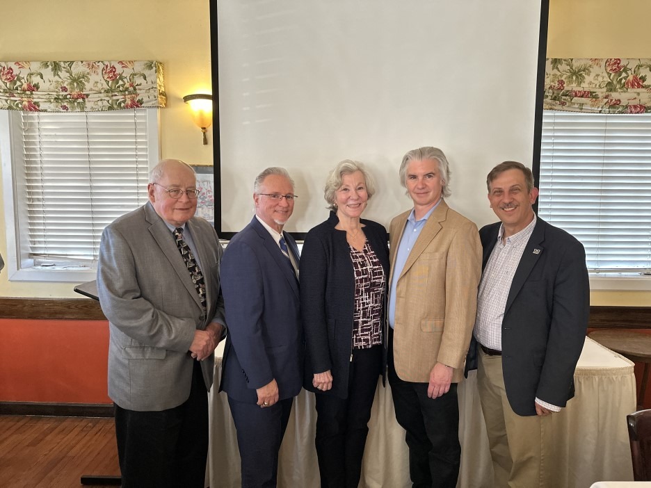 UCHS members and friends posing for a group photo at the annual luncheon.