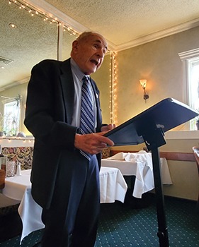 Dr. Jonathan Lurie delivers his keynote lecture at the 2022 UCHS Annual Luncheon.